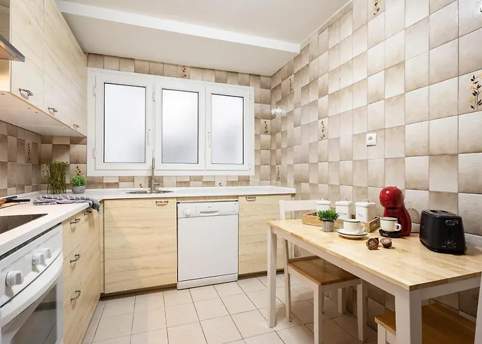 Primera Linea De Playa Con Plaza De Garaje Y Wifi *