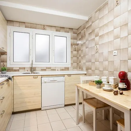 Primera Linea De Playa Con Plaza De Garaje Y Wifi *