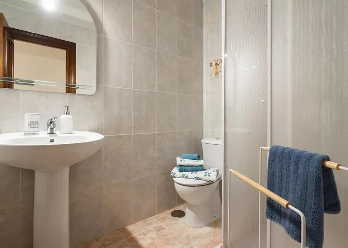 Primera Linea De Playa Con Plaza De Garaje Y Wifi Gijón